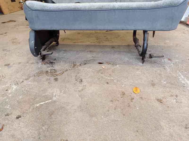 Dvousedačka do auta - foto 5