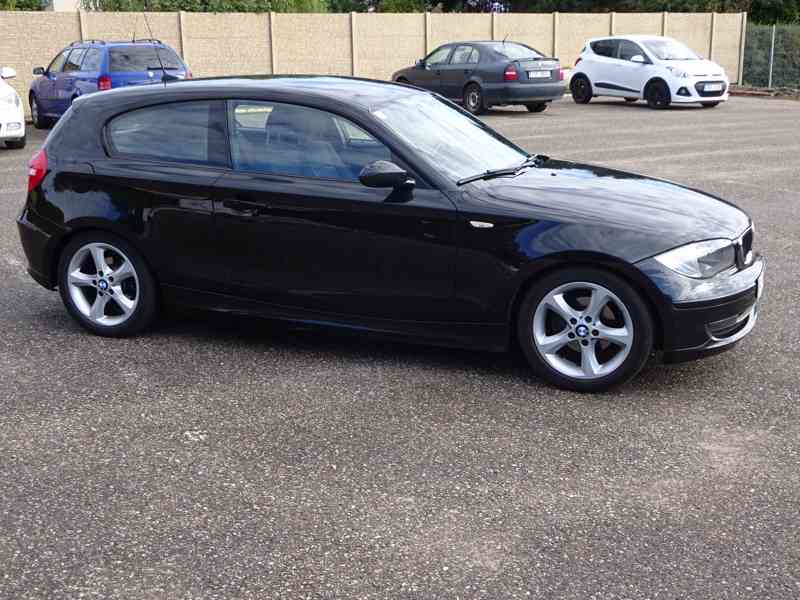 BMW 1 1.6i r.v.2009 (90 kw) stk:8/2025 - foto 2