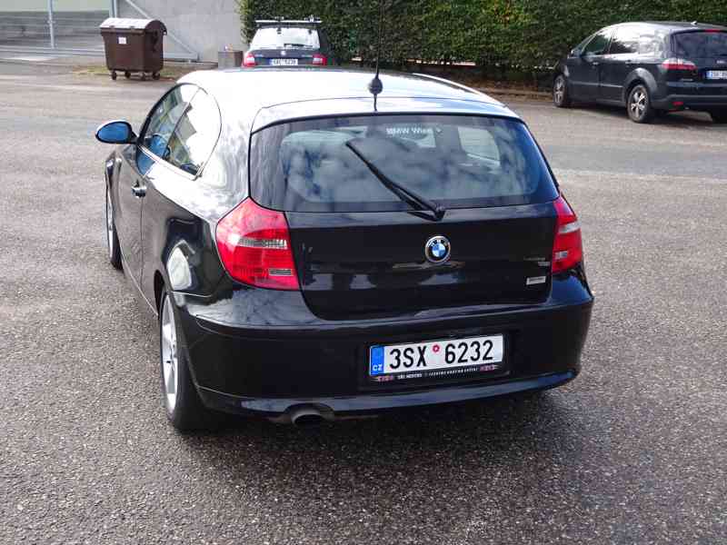 BMW 1 1.6i r.v.2009 (90 kw) stk:8/2025 - foto 4