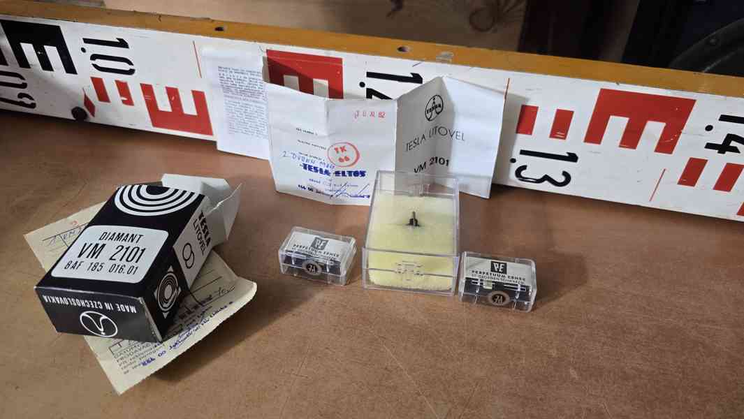 Krásný gramofon TESLA - SUPRAPHON NC 410 - foto 4