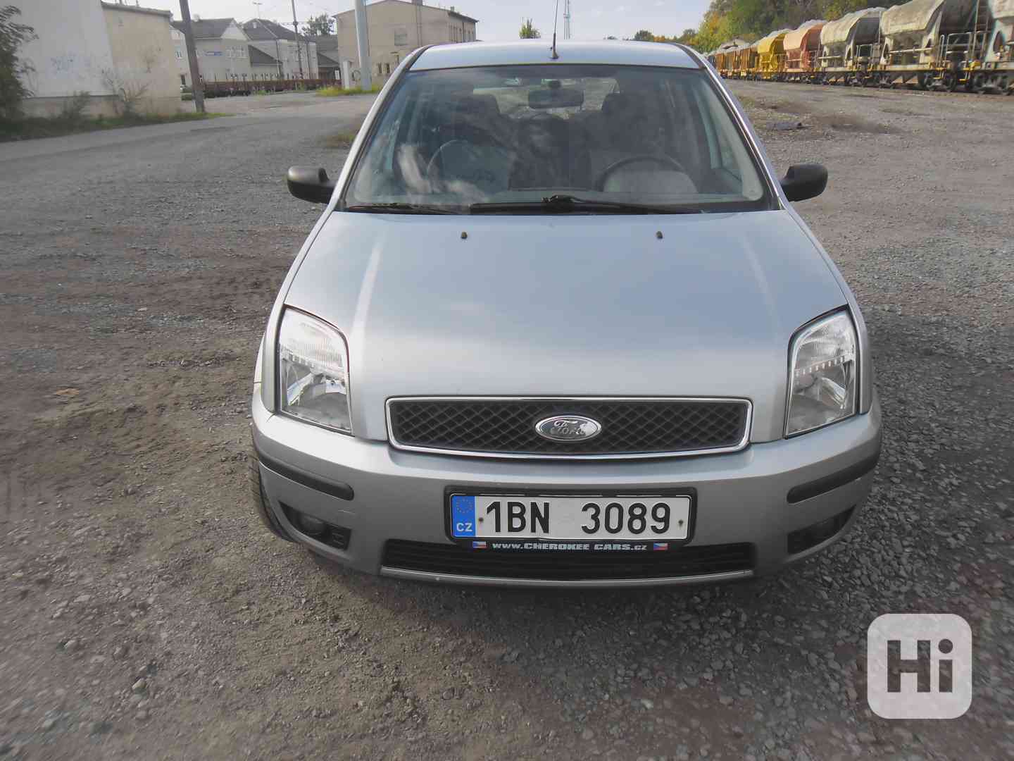 Ford Fusion 1,6 TDci - foto 1