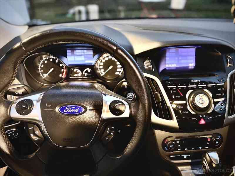 Ford Focus MK3 2012 automat 1.6i 96kW - foto 11