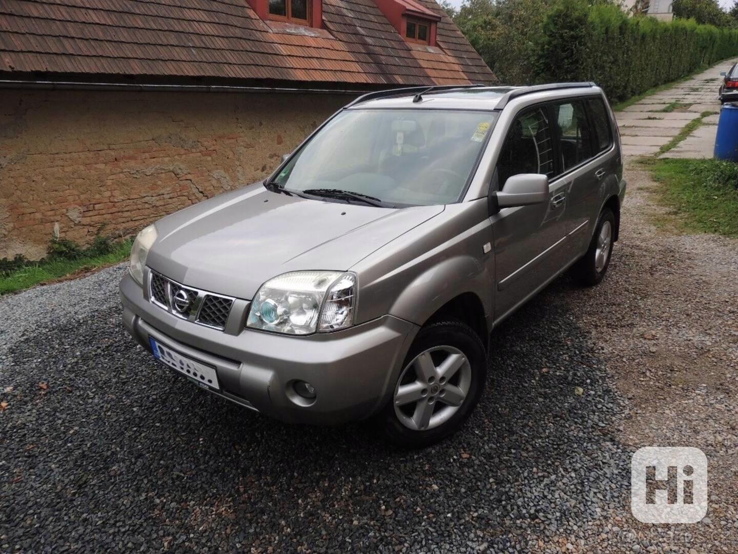 Nissan X-Trail 2,5   T30 121kw rok 2004 - foto 1
