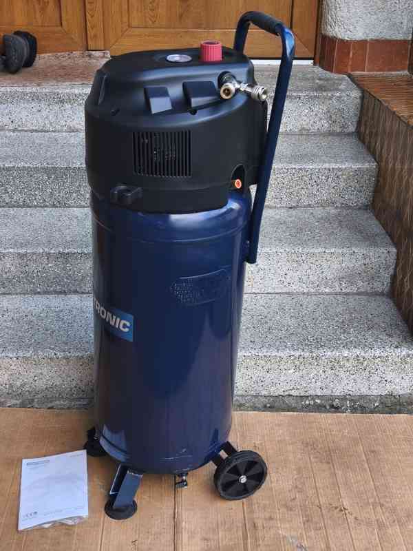 Prodám NEPOUŽITÝ Bezolejový kompresor KRAFTRONIC KT-KP 50 OF - foto 2