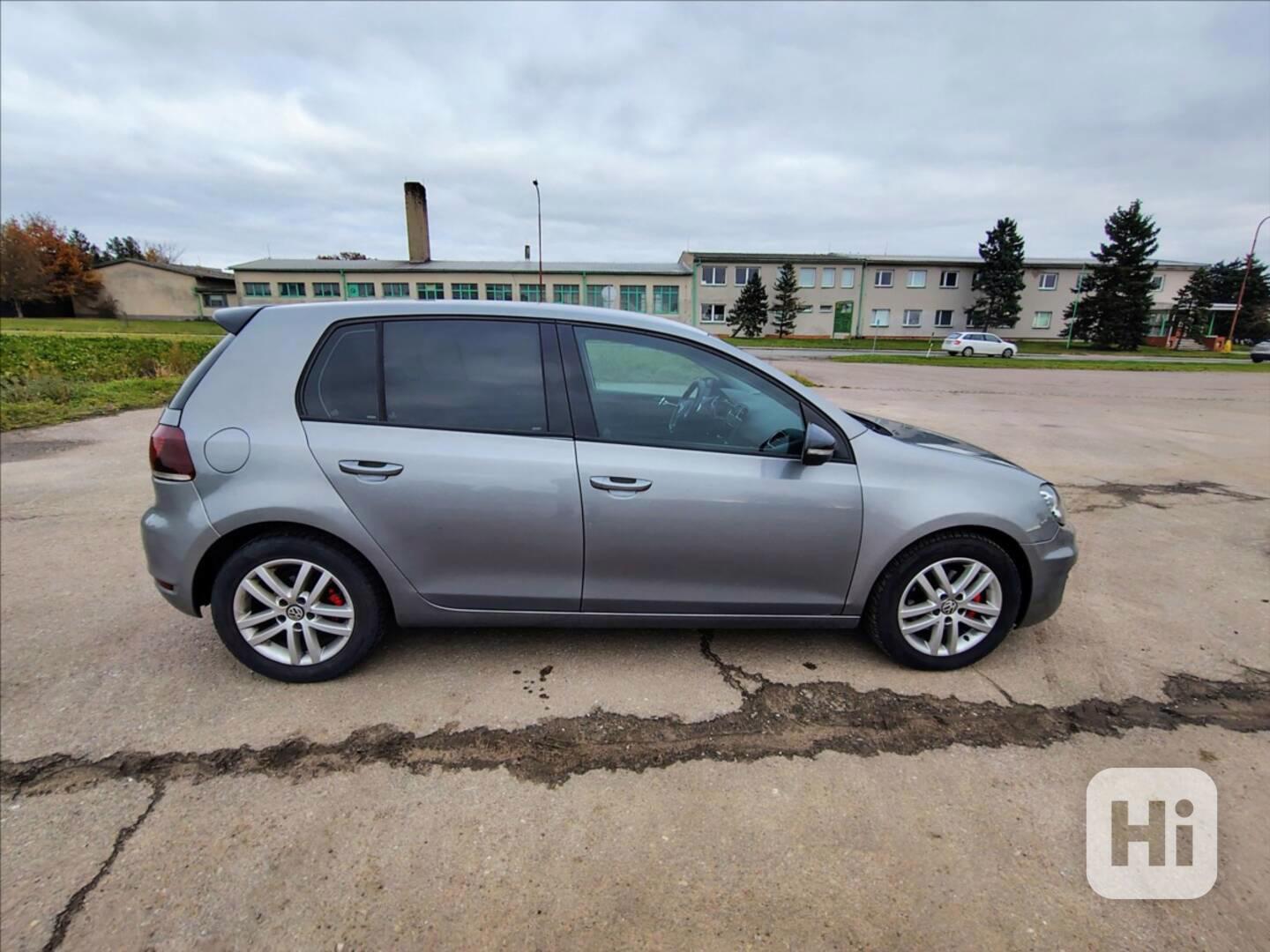 Volkswagen Golf 2,0 - foto 1