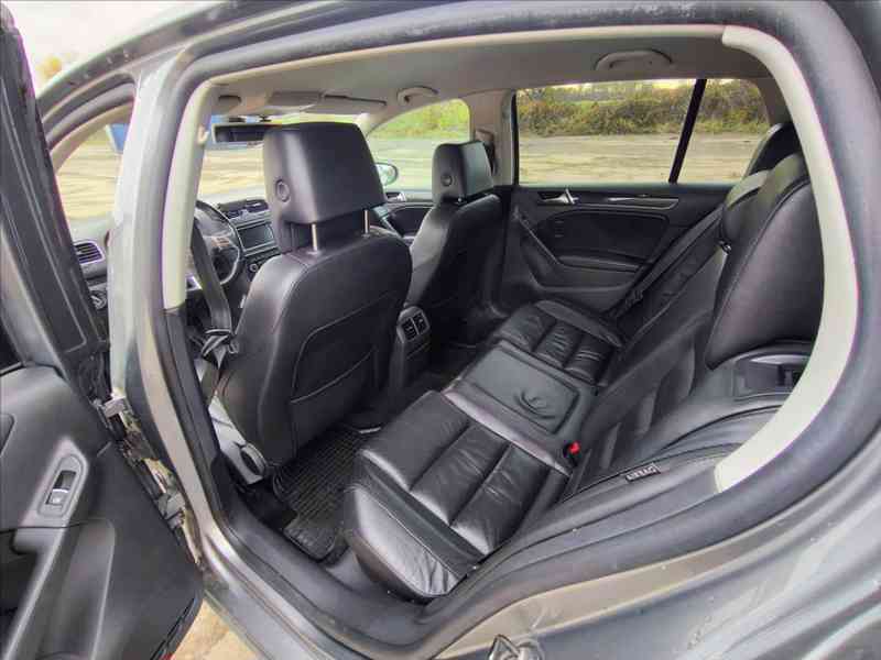 Volkswagen Golf 2,0 - foto 2