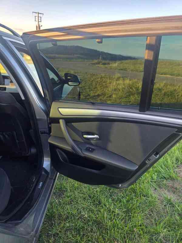 BMW Řada 5 2,0   520d - foto 5