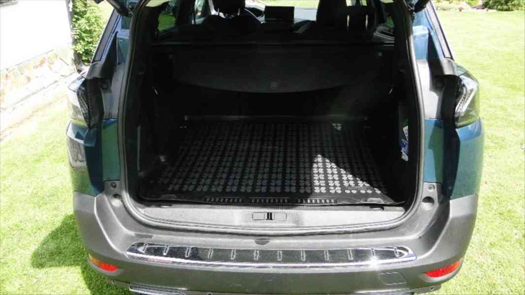 Peugeot 5008 1,6 rok výroby 2020 - foto 9