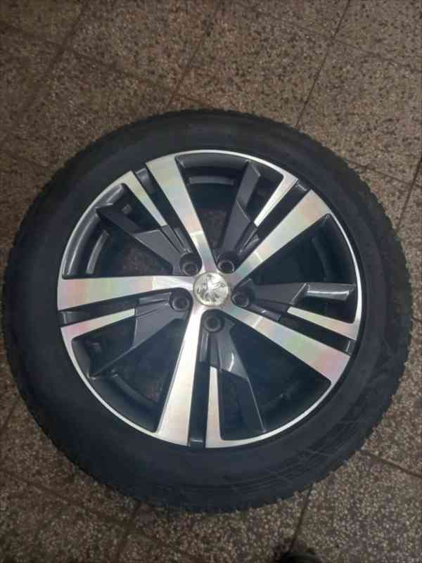 Peugeot 5008 1,6 rok výroby 2020 - foto 11