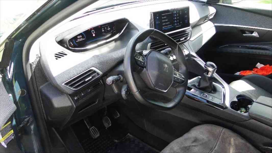 Peugeot 5008 1,6 rok výroby 2020 - foto 7