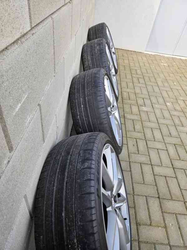 Alu sada Audi Sport 21" vč. letních pneu Pirelli - foto 4