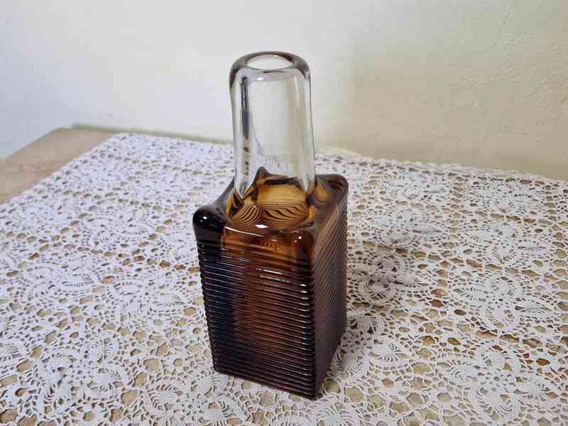 Zajímavá hnědá Váza František Vízner - foto 4