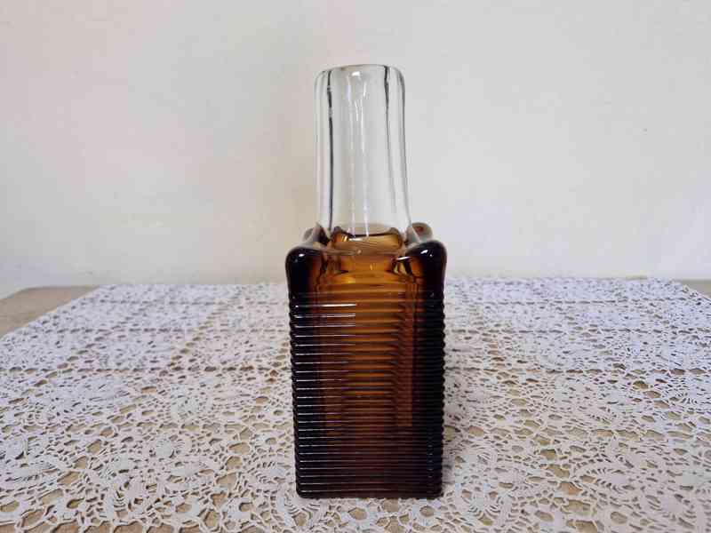 Zajímavá hnědá Váza František Vízner - foto 2