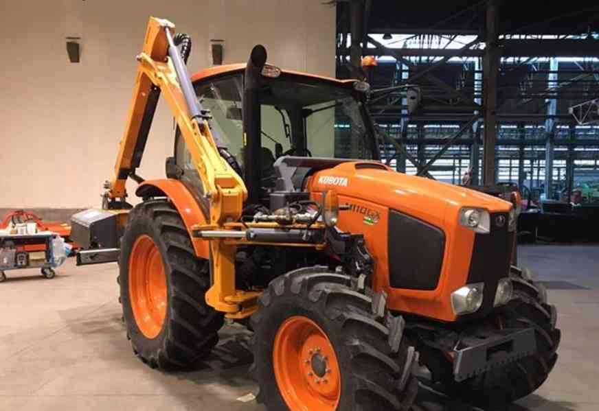 2015 Kubota M110GX - foto 1