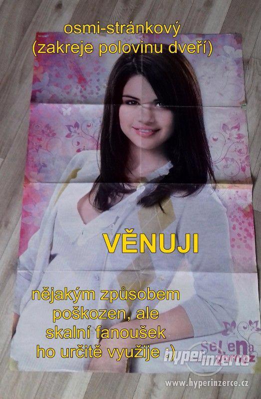Prodám sbírku plakátů SELENA GOMEZ (2. část) - foto 6