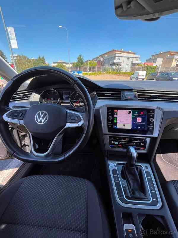 Volkswagen Passat 2,0   TDI DSG – 12/2021 - foto 9