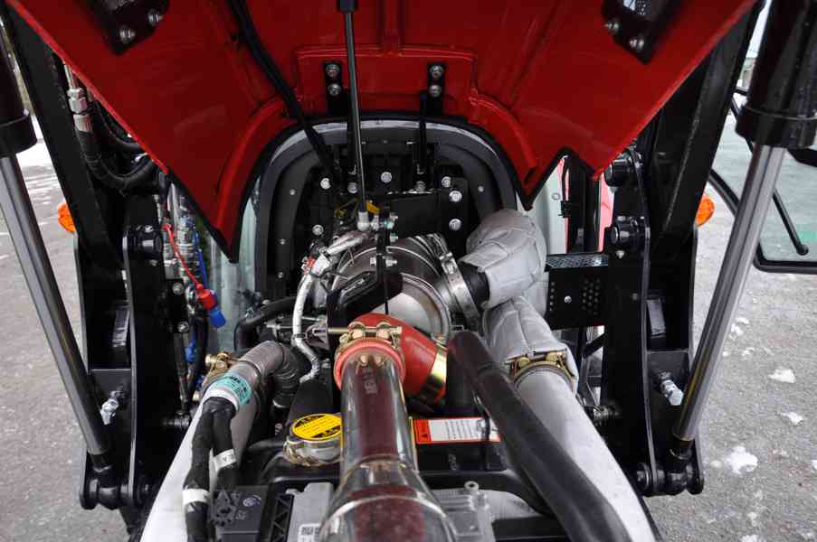 Traktor HANWO HWE 354C. Traktor 40 koni 29kW. - foto 10