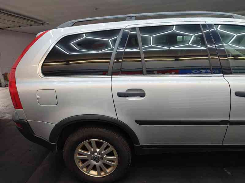 Volvo XC90 D5 Summum 136kw - foto 44