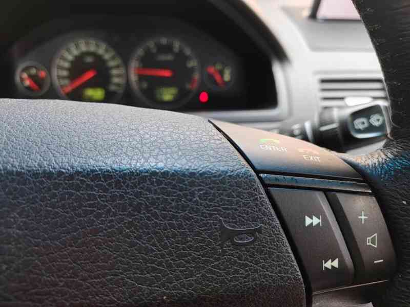 Volvo XC90 D5 Summum 136kw - foto 22