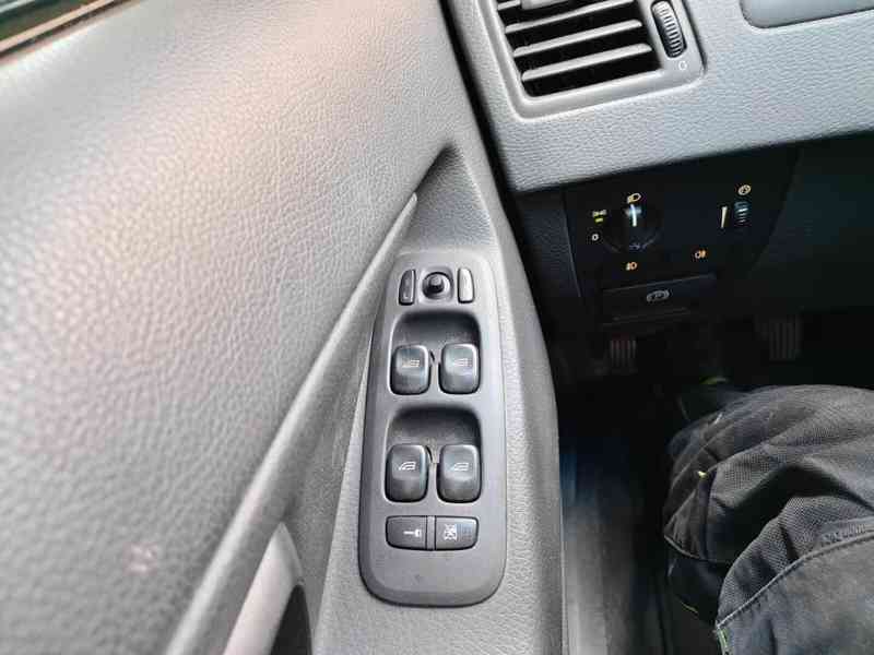 Volvo XC90 D5 Summum 136kw - foto 49