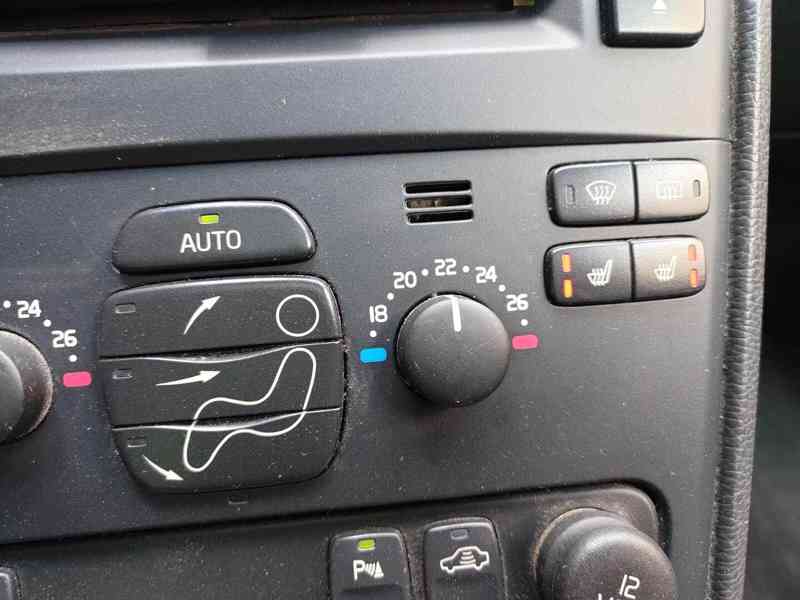 Volvo XC90 D5 Summum 136kw - foto 16