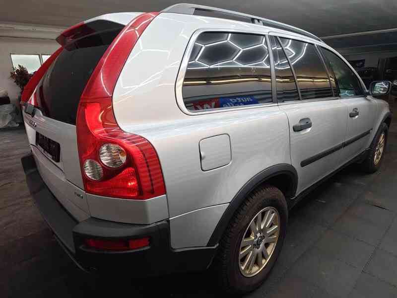 Volvo XC90 D5 Summum 136kw - foto 35