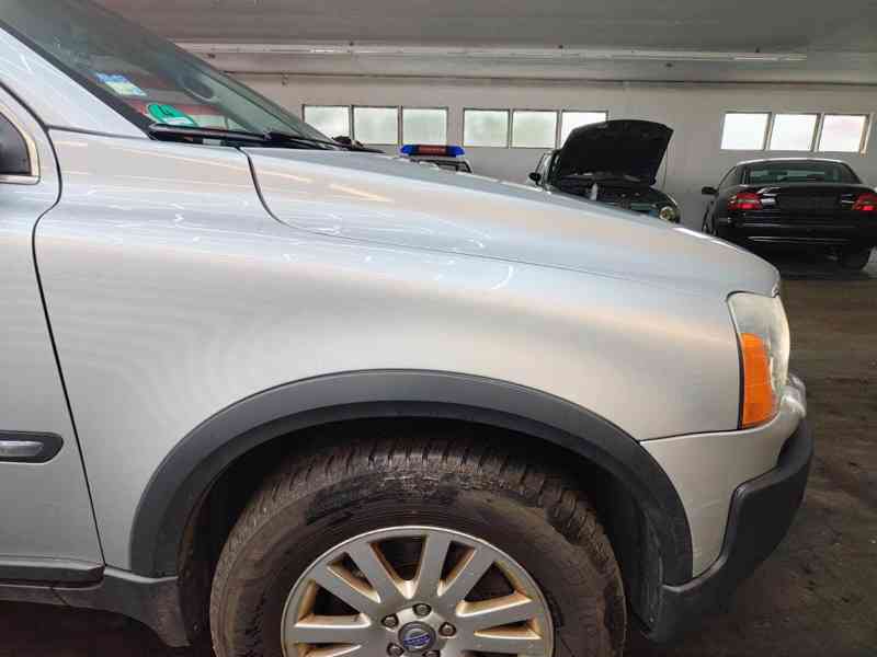 Volvo XC90 D5 Summum 136kw - foto 30