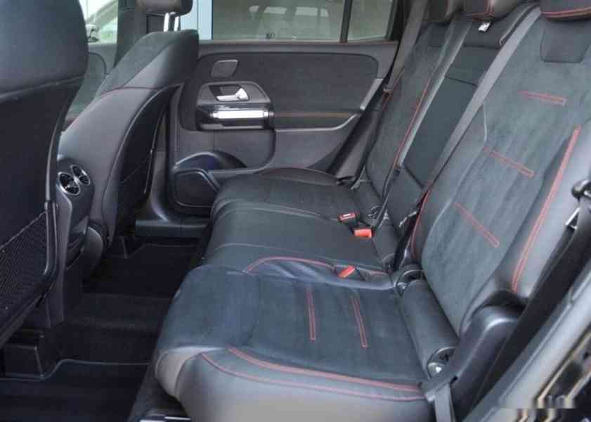 Mercedes-Benz GLB 200d 4MATIC TAŽNÉ PANORAMA ČR - foto 18