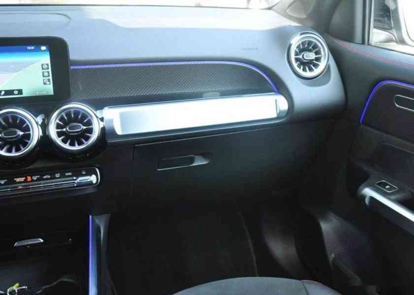 Mercedes-Benz GLB 200d 4MATIC TAŽNÉ PANORAMA ČR - foto 7