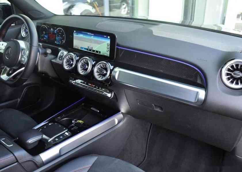 Mercedes-Benz GLB 200d 4MATIC TAŽNÉ PANORAMA ČR - foto 16