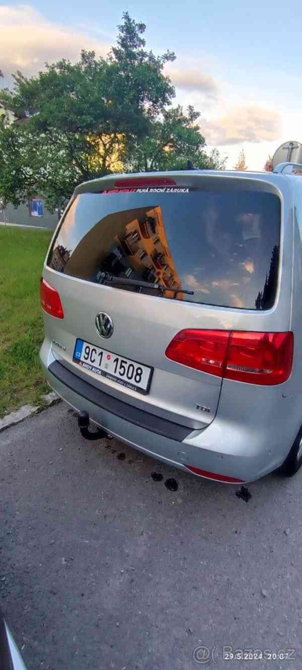 Volkswagen Touran 1,6   Touran 1.6TDI 77KW - foto 17
