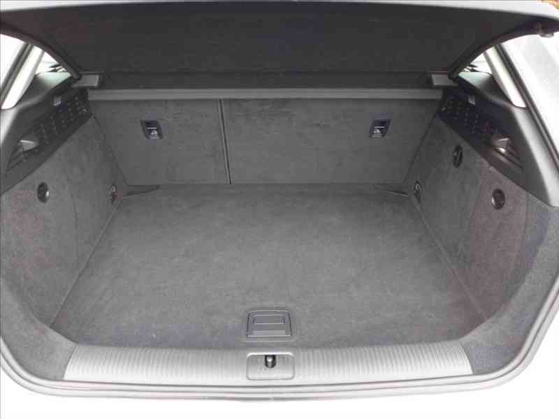 Audi A3 2,0 TDi 110kw NAVI, 1.MAJITEL - foto 8