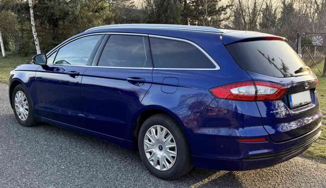 Ford Mondeo V. 2,0 TDCi 110KW Navigace, parkov. as. - foto 6