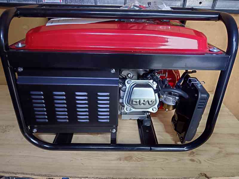 Elektrocentrála - Benzínový generátor  - foto 4