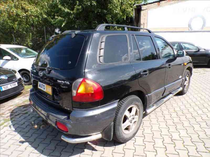 Hyundai Santa Fe 2,0 CRDi TAŽNÉ ZAŘÍZENÍ,4X4 - foto 4
