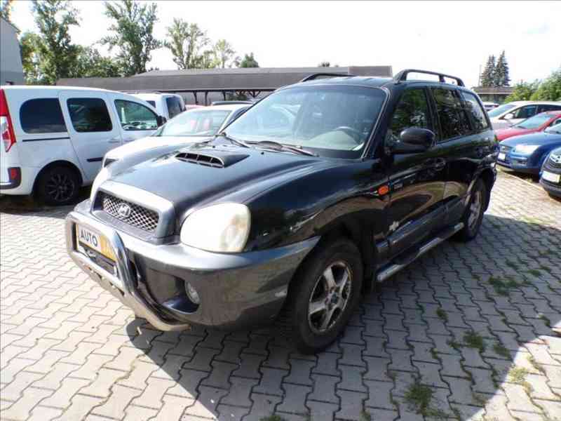 Hyundai Santa Fe 2,0 CRDi TAŽNÉ ZAŘÍZENÍ,4X4 - foto 2