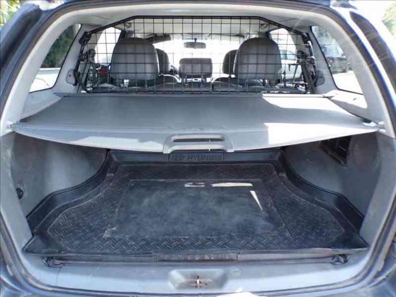 Hyundai Santa Fe 2,0 CRDi TAŽNÉ ZAŘÍZENÍ,4X4 - foto 9