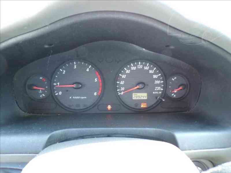 Hyundai Santa Fe 2,0 CRDi TAŽNÉ ZAŘÍZENÍ,4X4 - foto 6