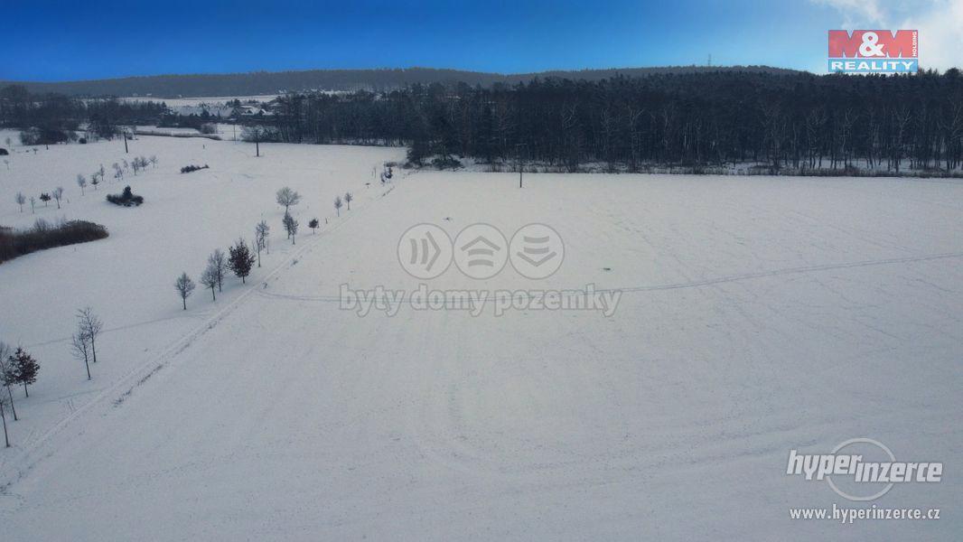 Prodej pozemku, 11743 m?, Hradec Králové, ul. Roudnička - foto 1
