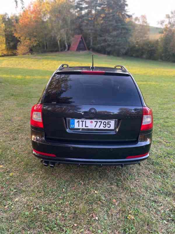 Škoda Octavia 2,0   Škoda octavia 2RS - foto 14