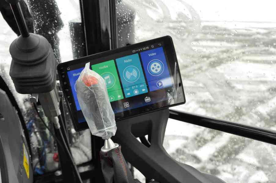 Traktor HANWO HWE 704 C, STAGE V, Traktory pro komunální,,,, - foto 5