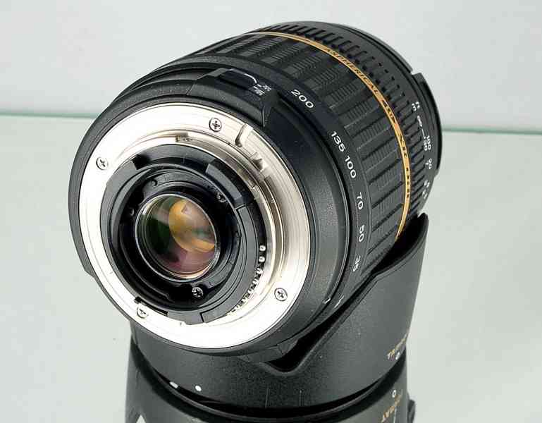 pro Nikon -Tamron AF 18-200mm F/3,5-6,3 DiII XR LD - foto 4