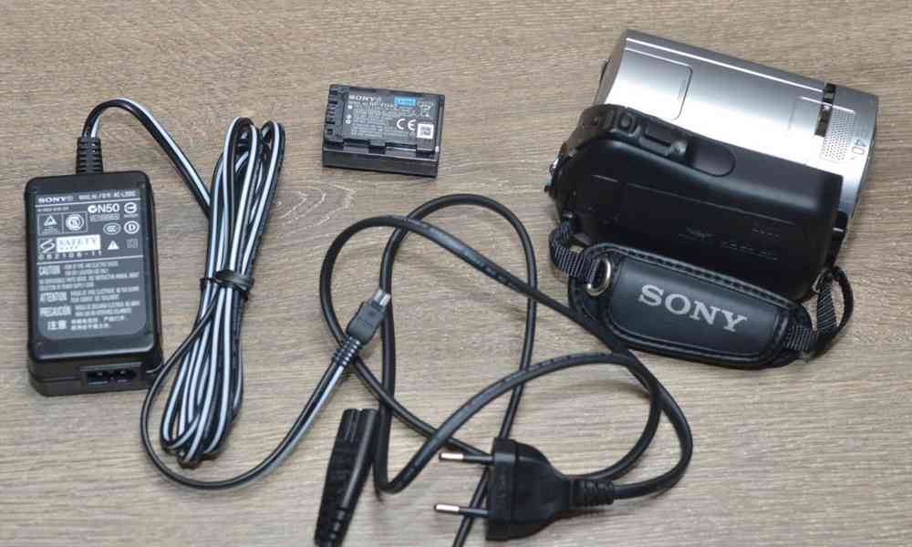  Sony DCR-SR35 *40x opt. zoom*30GB pevný disk - foto 3