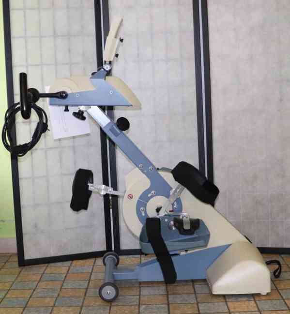 49- Motomed Thera Vital, na nohy a ruce. - foto 3