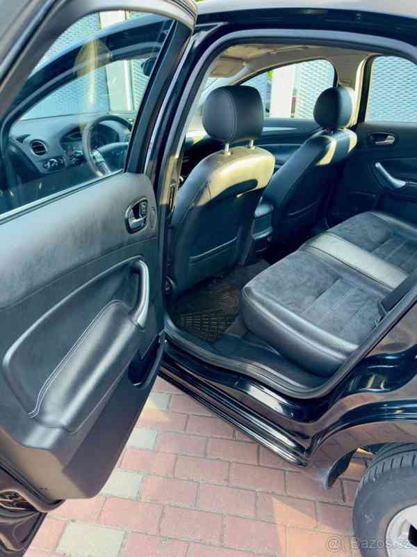 Ford Mondeo 2,0 - foto 12