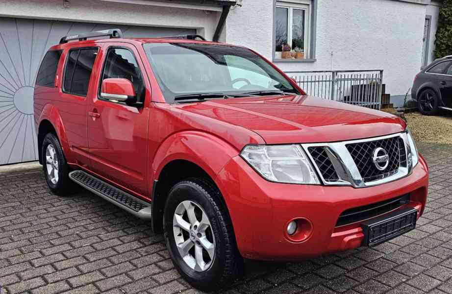 Nissan Pathfinder 2.5 dCi SE 140kw - foto 1