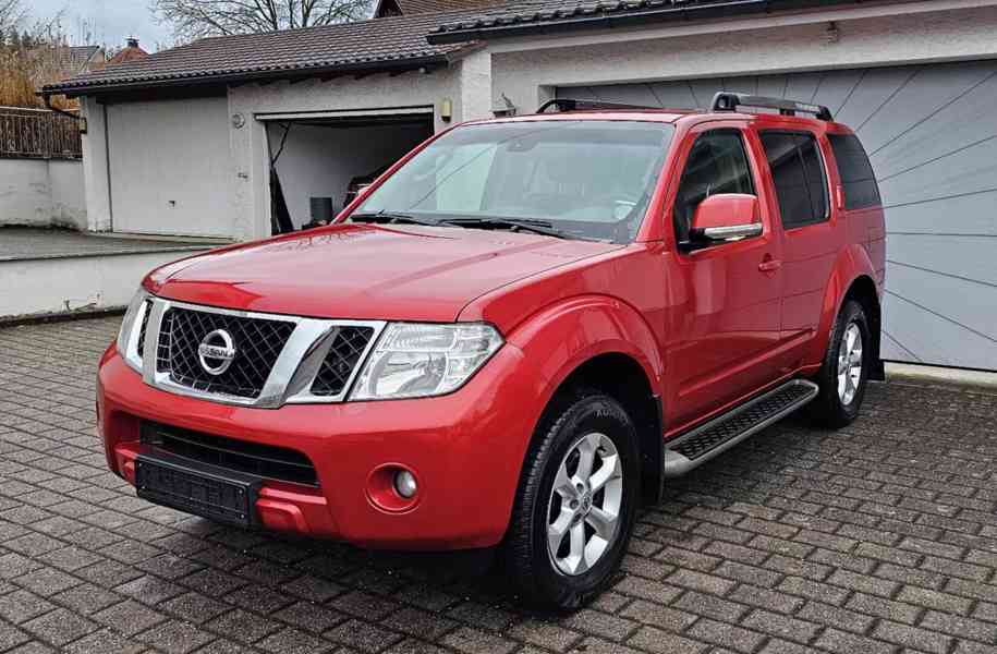 Nissan Pathfinder 2.5 dCi SE 140kw - foto 17
