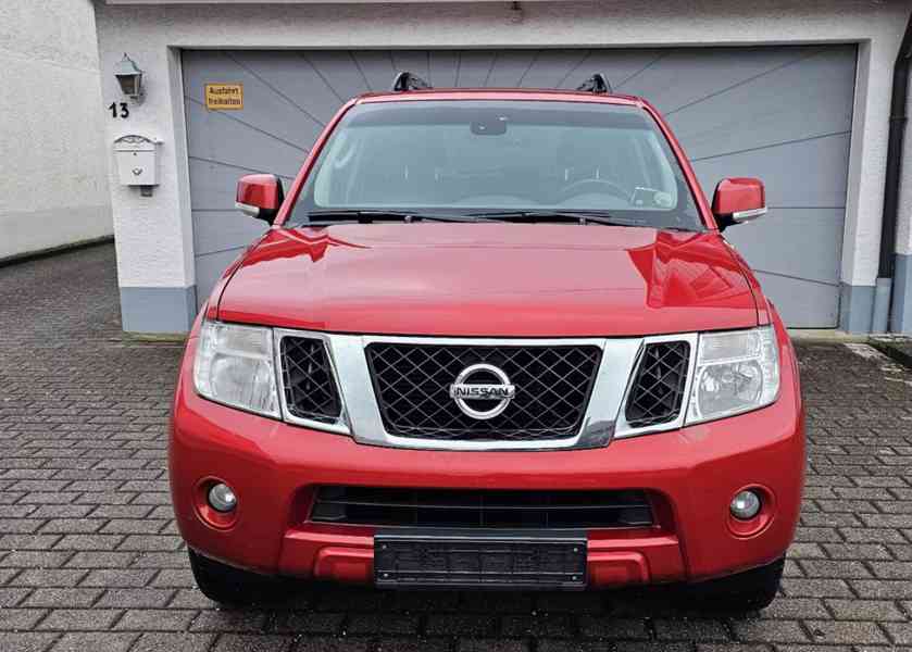 Nissan Pathfinder 2.5 dCi SE 140kw - foto 3