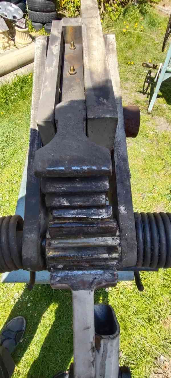 Velké pákové nůžky npp-7 na různé větší ocelové profily  - foto 5