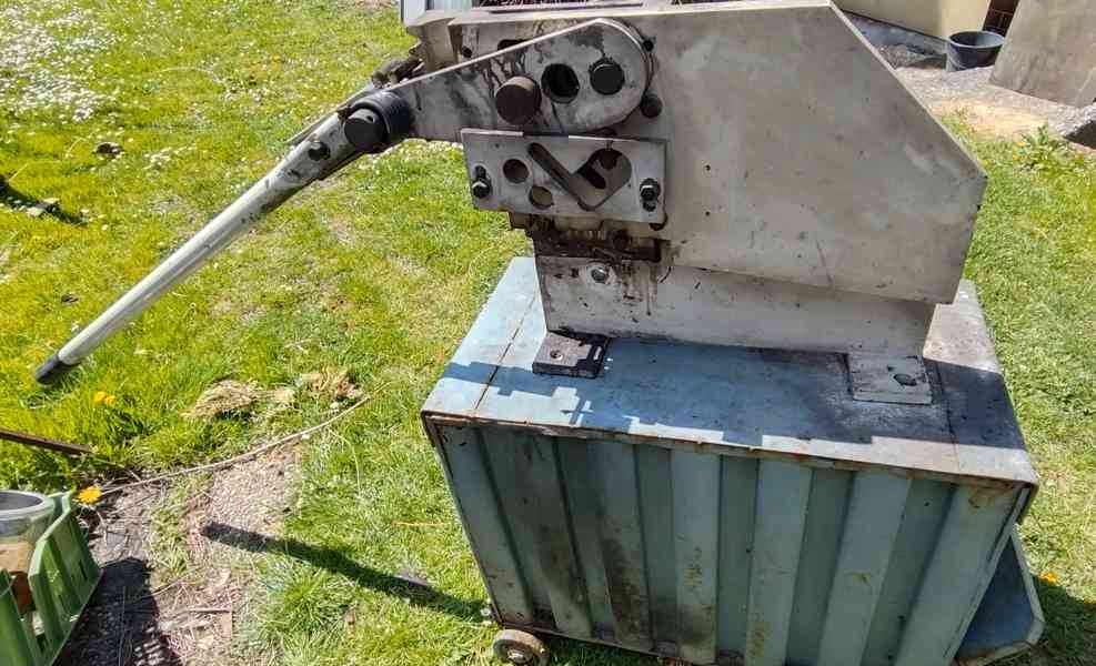 Velké pákové nůžky npp-7 na různé větší ocelové profily  - foto 3